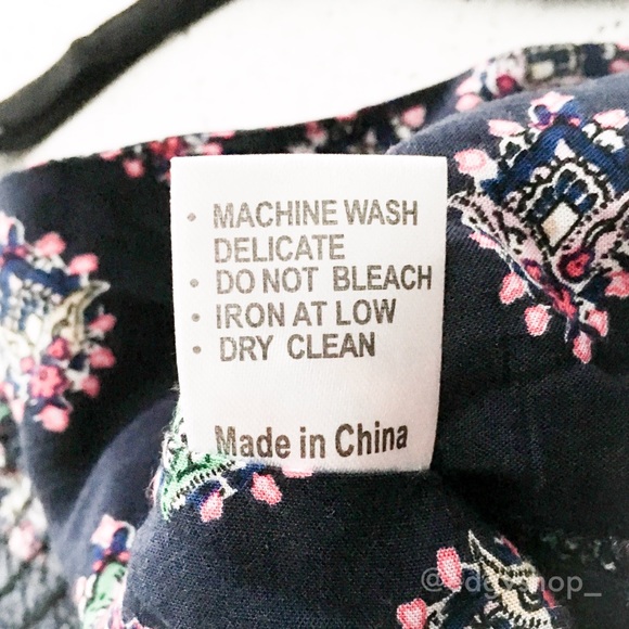 LF | Millau Crochet Trim Floral Crop Top - Picture 5 of 6